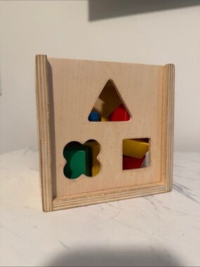 Wooden Shape Sorter Toy - Natural with Red, Yellow, Green, Blue Shapes